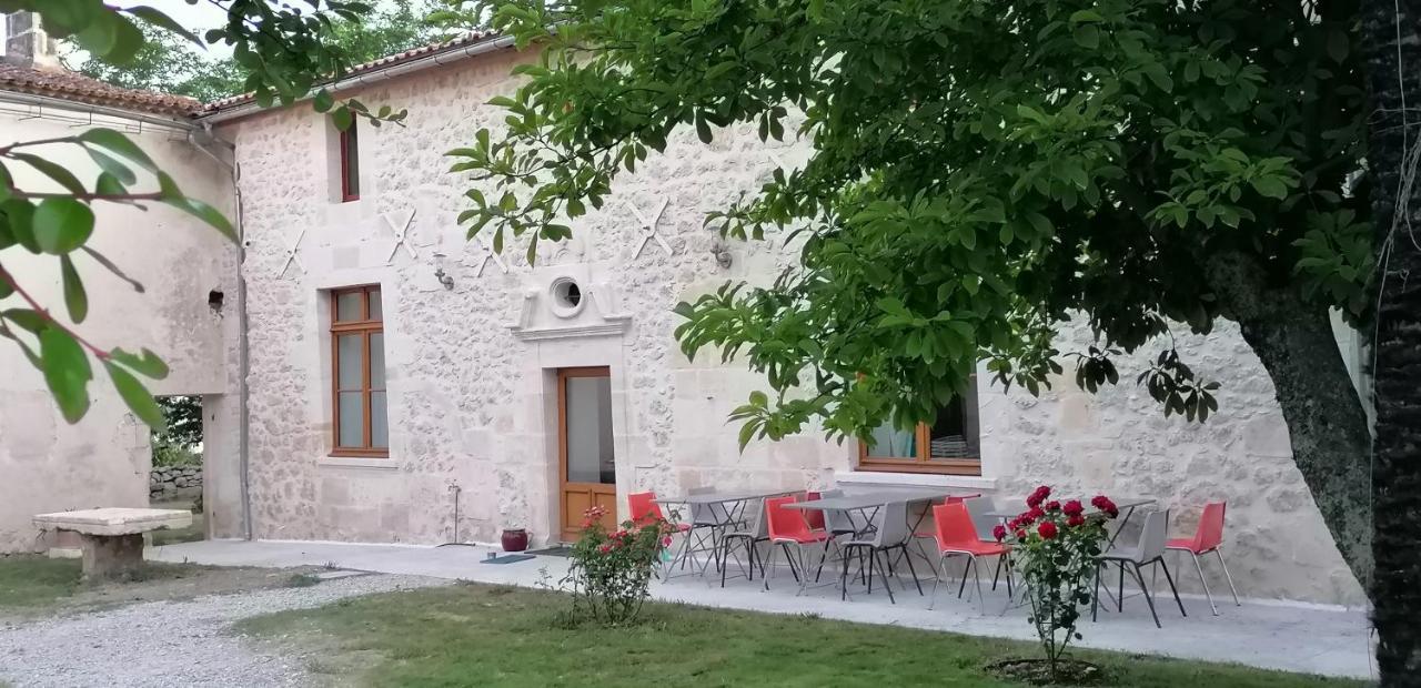 Domaine De Gaia, Piscine, Petanque, Ping Pong, Proche Saint-Emilion Bed & Breakfast Guillac  Exterior foto