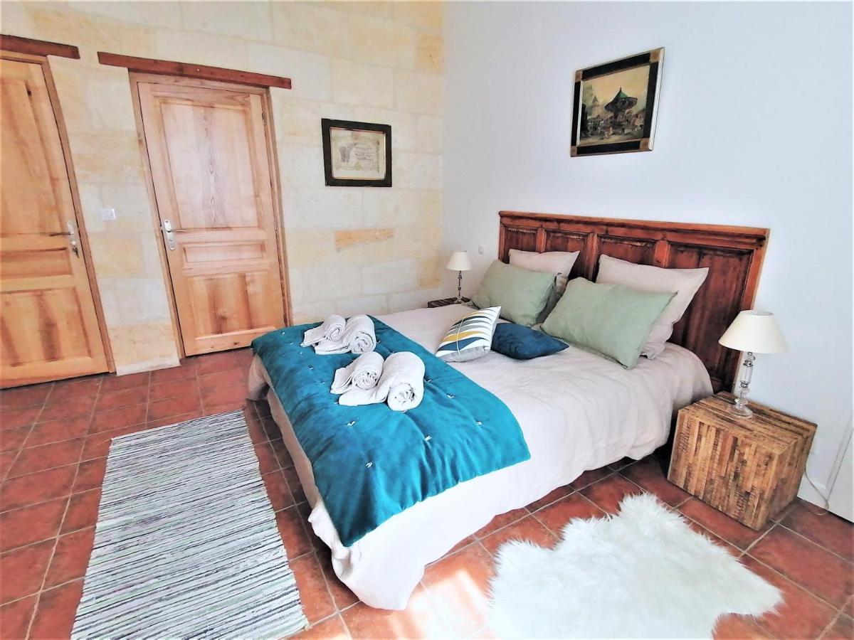 Domaine De Gaia, Piscine, Petanque, Ping Pong, Proche Saint-Emilion Bed & Breakfast Guillac  Exterior foto