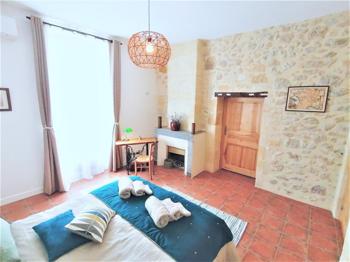 Domaine De Gaia, Piscine, Petanque, Ping Pong, Proche Saint-Emilion Bed & Breakfast Guillac  Exterior foto